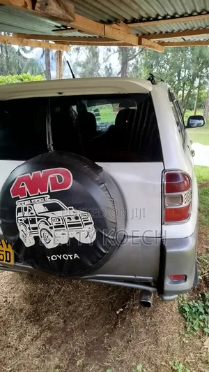 Toyota RAV4 Automatic 2000 White
