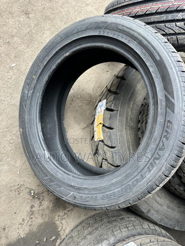 235/55r19 Centara - thumbnail 2