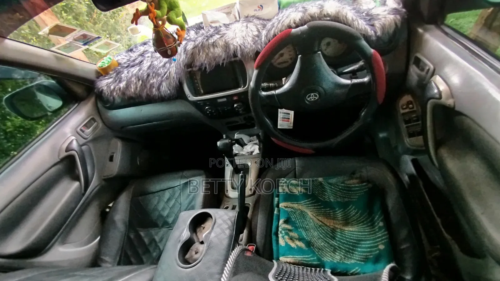 Toyota RAV4 Automatic 2000 White