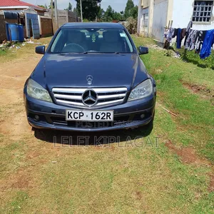 Mercedes-Benz C200 2010 Gray