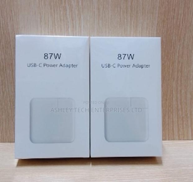 87W Type-C Laptop Power Adapter