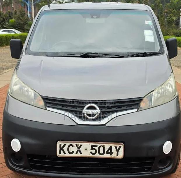 Nissan NV200 2013 Grey