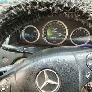 Mercedes-Benz C200 2010 Gray