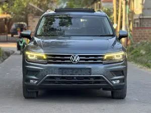 Volkswagen Tiguan 2.0T SEL AWD 4MOTION 2019 Gray
