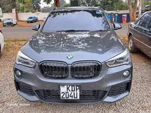 BMW X1 xDrive28i AWD 2016 Gray