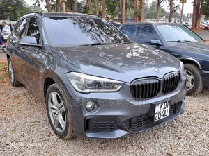 BMW X1 xDrive28i AWD 2016 Gray