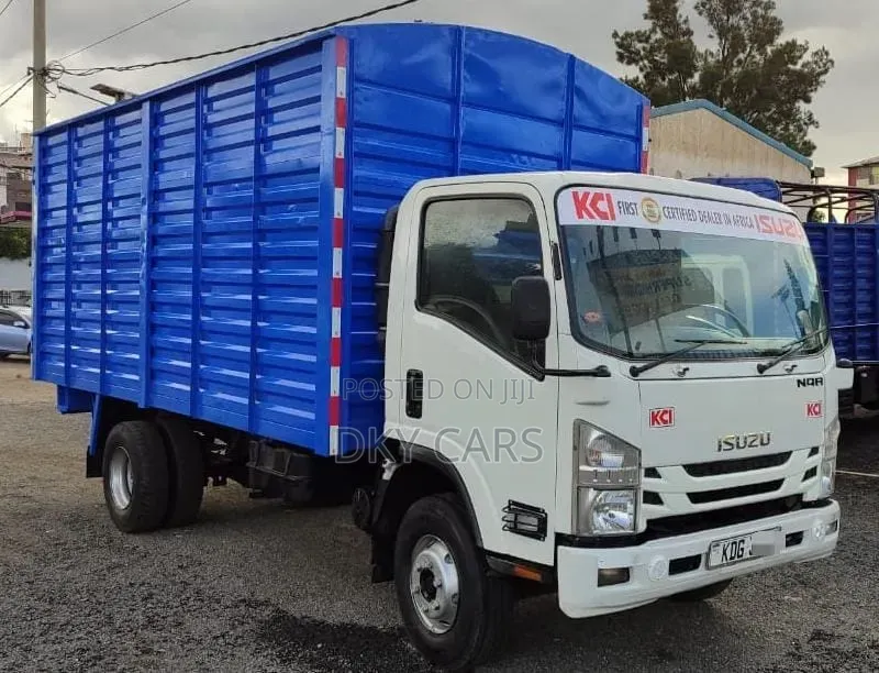 Isuzu NQR 2021