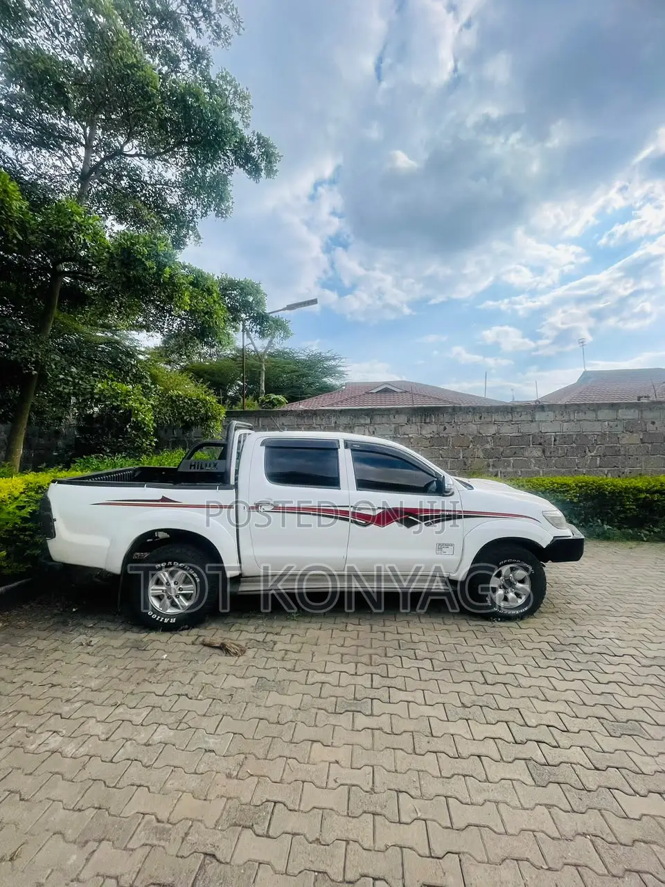 Toyota Hilux 3.0 D-4D 4x4 2014 White