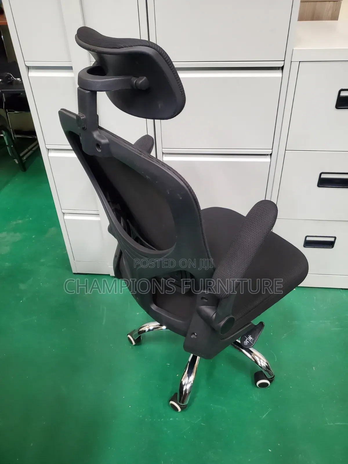 Mesh Ergonomic Chair With Flip-Up Arms