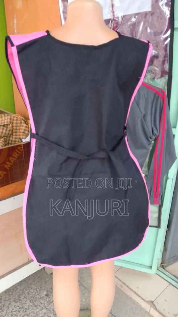 Double Sided Aprons - thumbnail 3