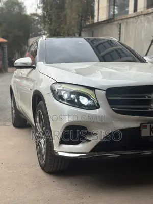 Mercedes-Benz GLC-Class 2016 White