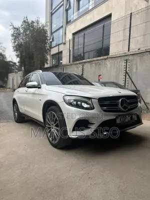 Mercedes-Benz GLC-Class 2016 White