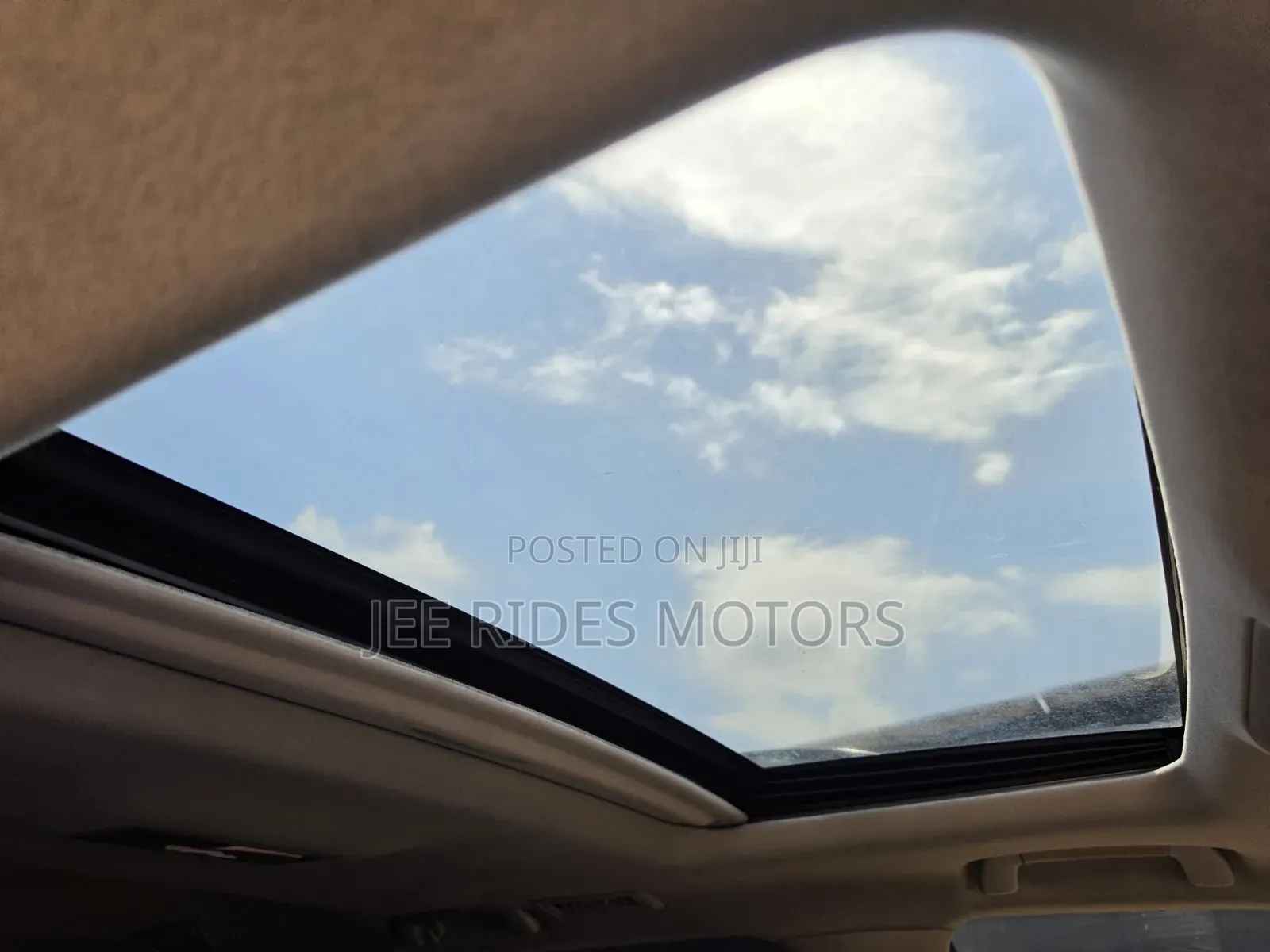 Toyota Land Cruiser 2012