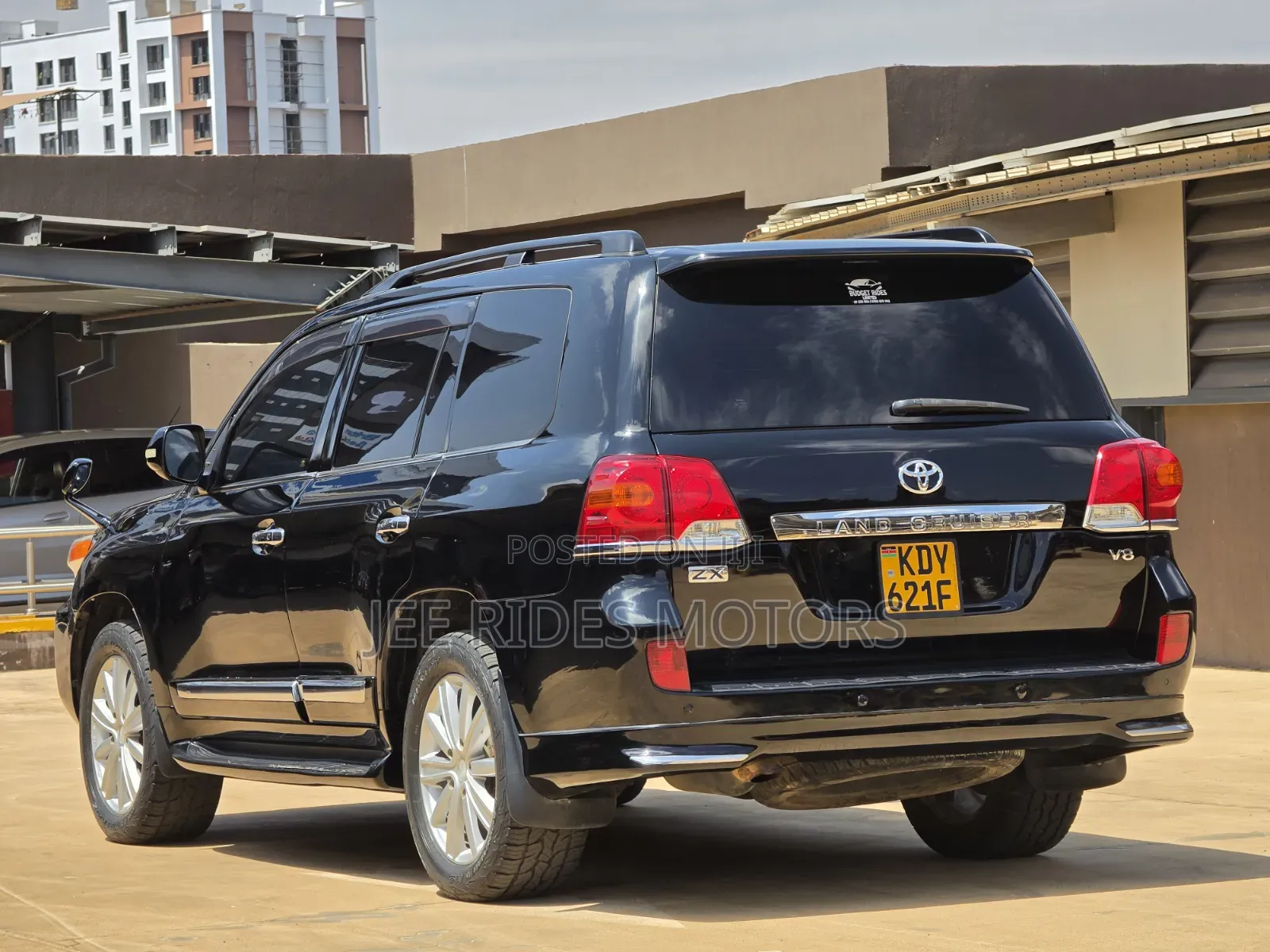 Toyota Land Cruiser 2012