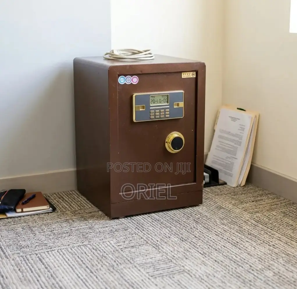 Office Safe : 60KG Office Safe.