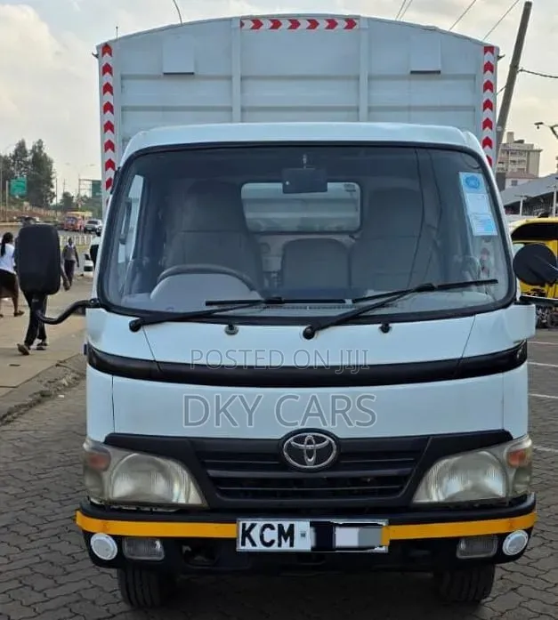 Toyota Dyna 2008
