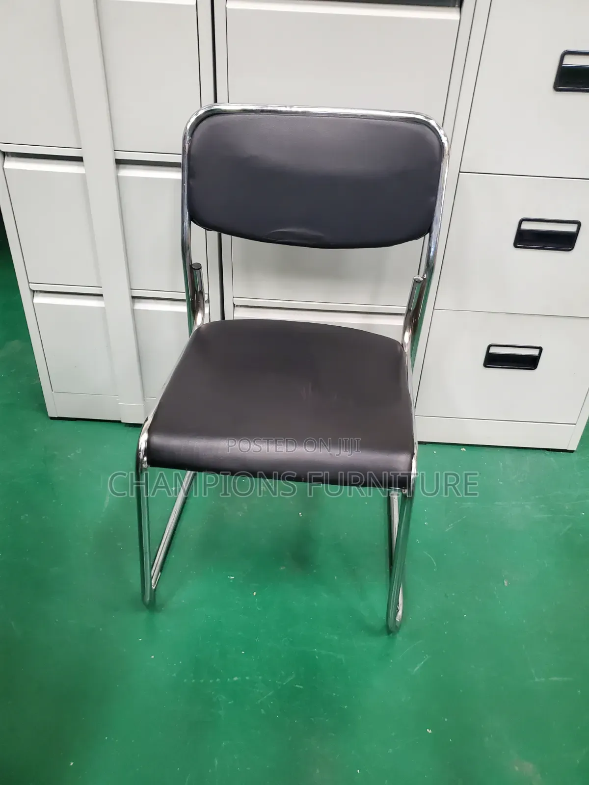 Thinly Padded Black Visitors Chair