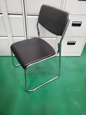 Thinly Padded Black Visitors Chair