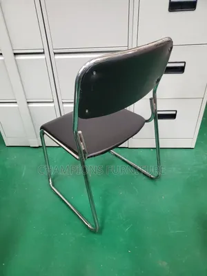 Thinly Padded Black Visitors Chair
