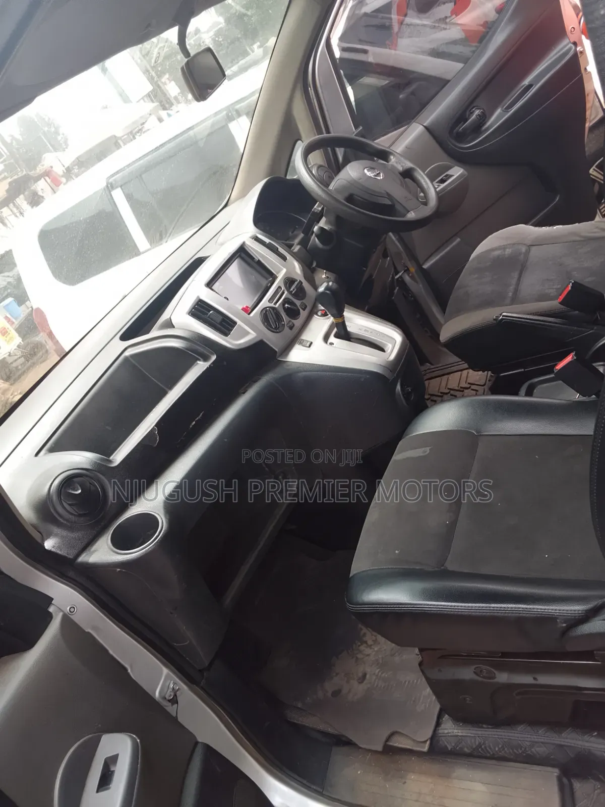 Nissan NV200 2014 Silver