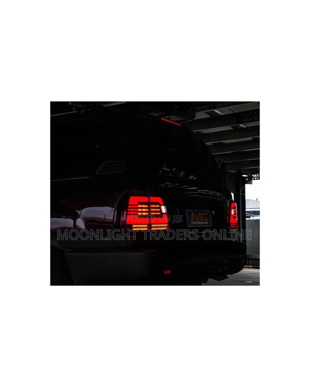 Land Cruiser 100 Series Aftermarket Tail Lights - thumbnail 2