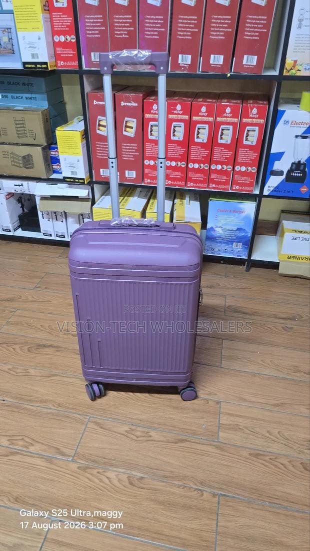 Strong Rubber Suitcase – Quality Travel Bag - thumbnail 2