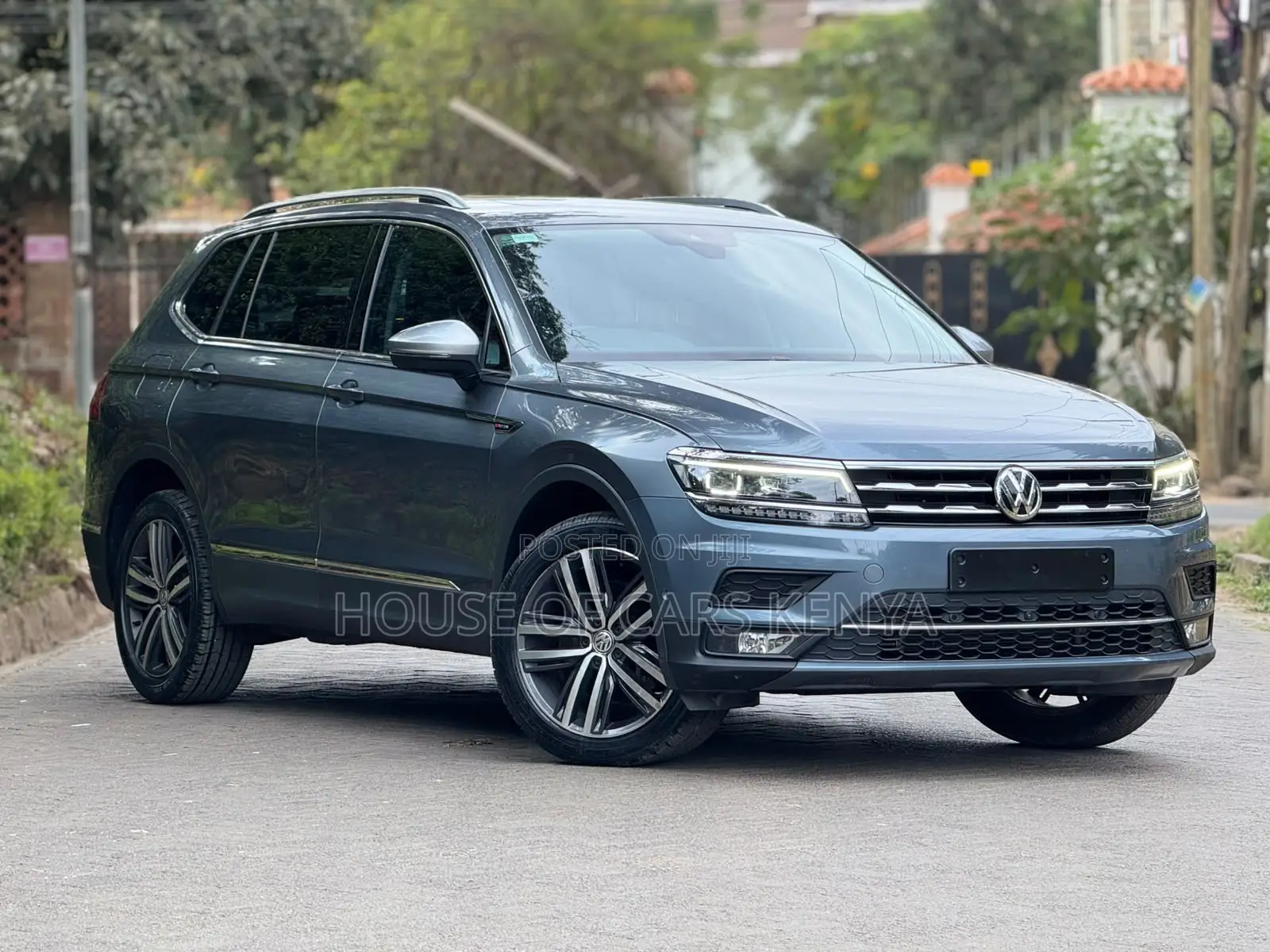 Volkswagen Tiguan 2021 Silver