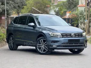 Volkswagen Tiguan 2021 Silver