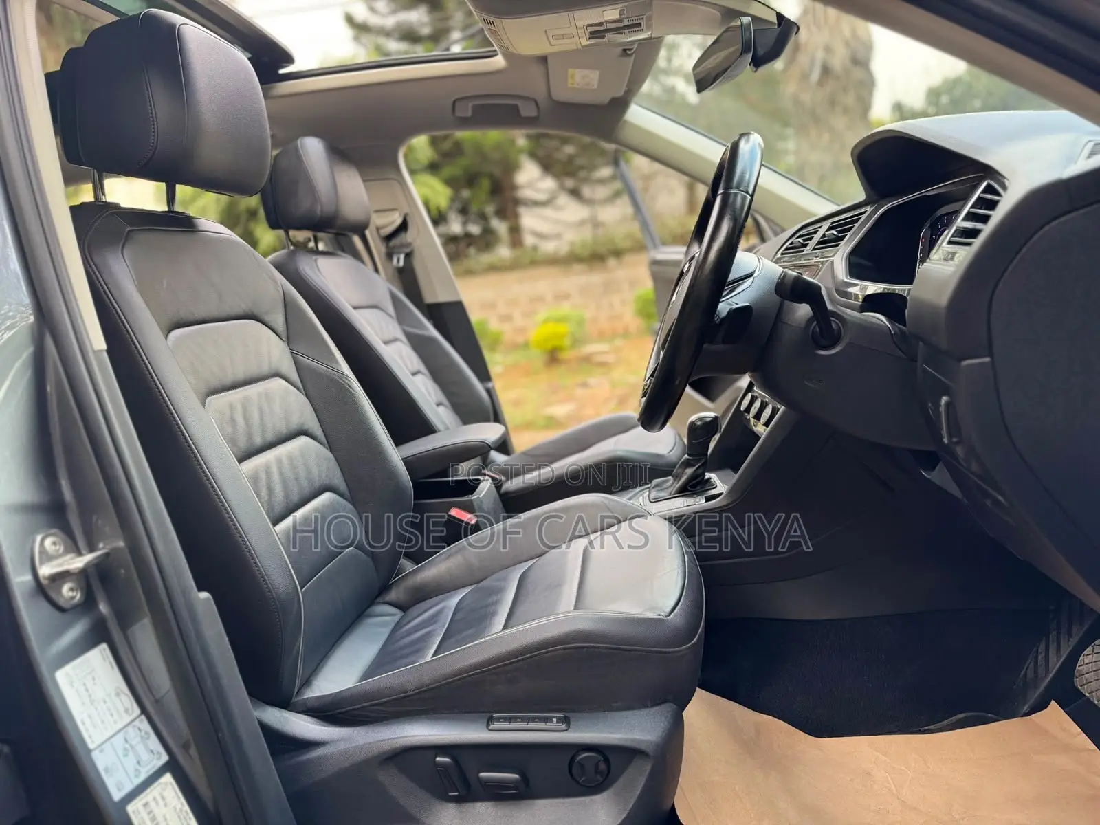 Volkswagen Tiguan 2021 Silver