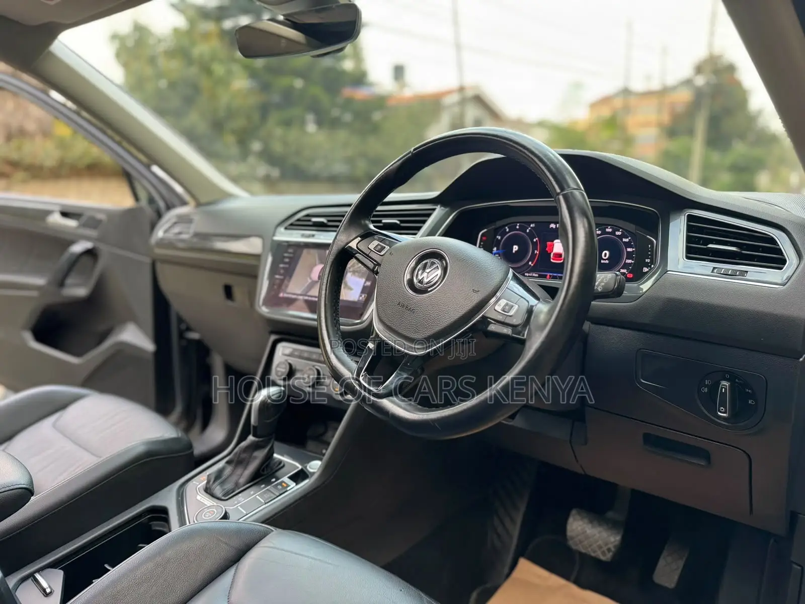 Volkswagen Tiguan 2021 Silver