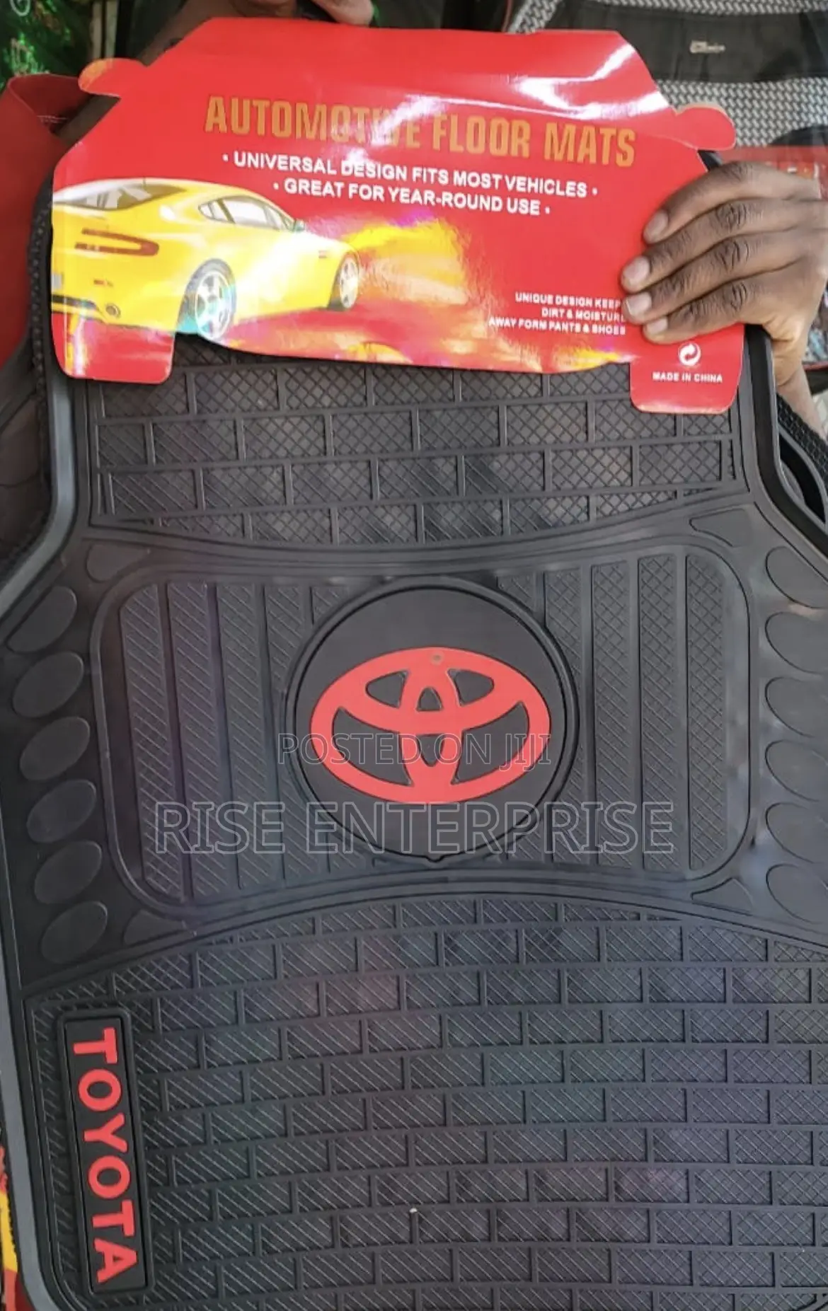 Toyata 5 PCS Branded Rubber Car Mat