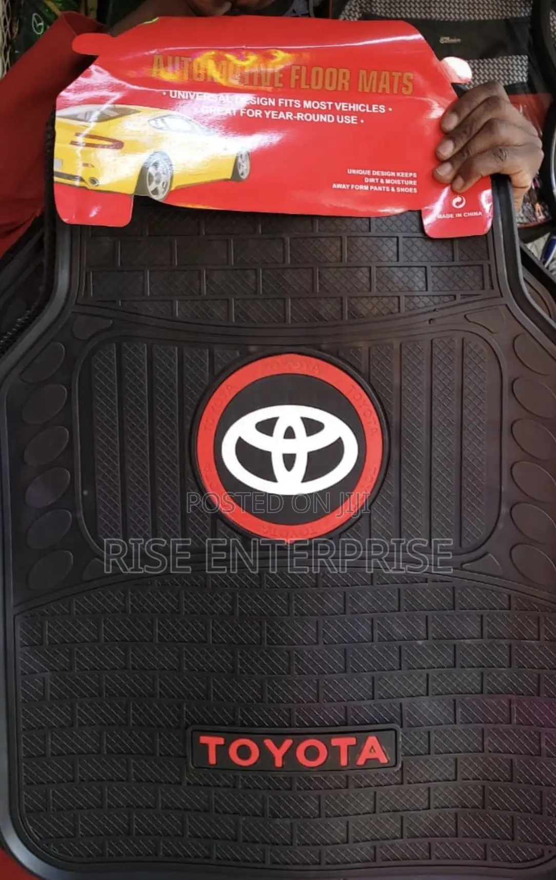 Toyata 5 PCS Branded Rubber Car Mat