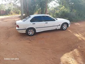 BMW 316i 1995 White
