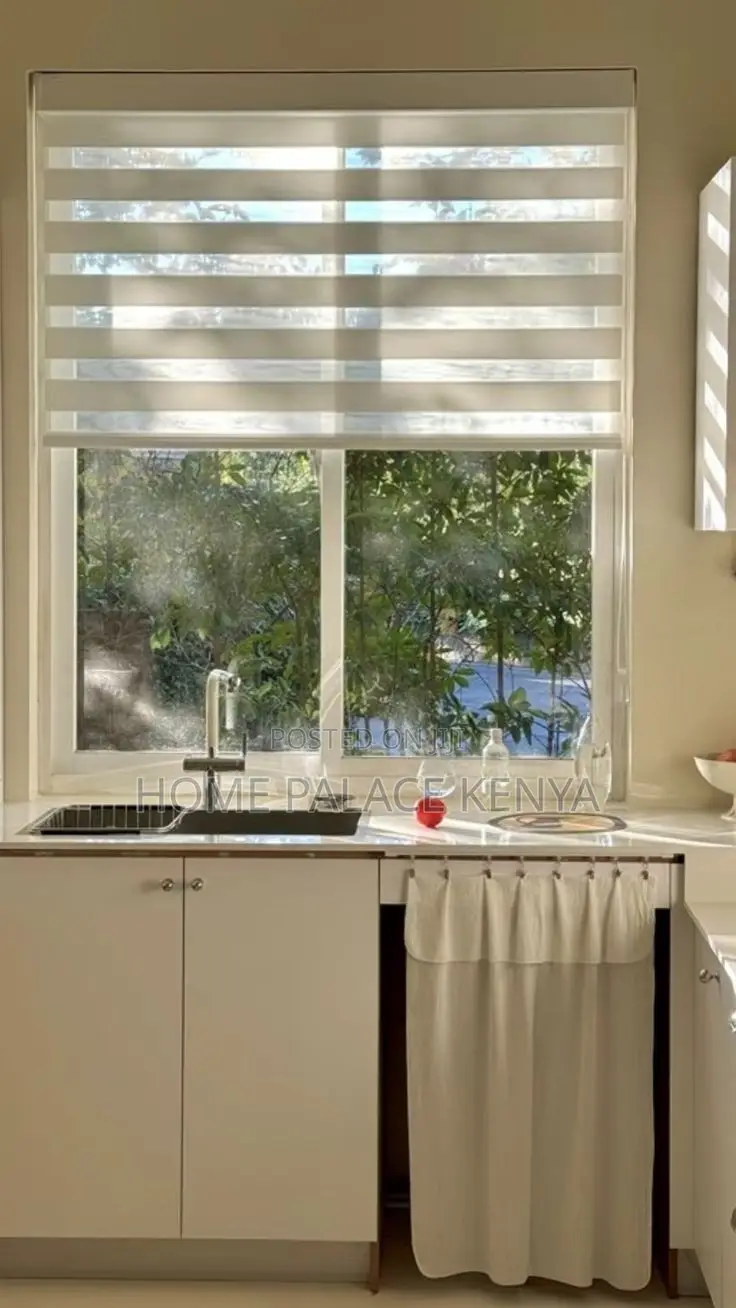 Curtain Blind; Premium Contemporary Curtain Blind for Bedroom
