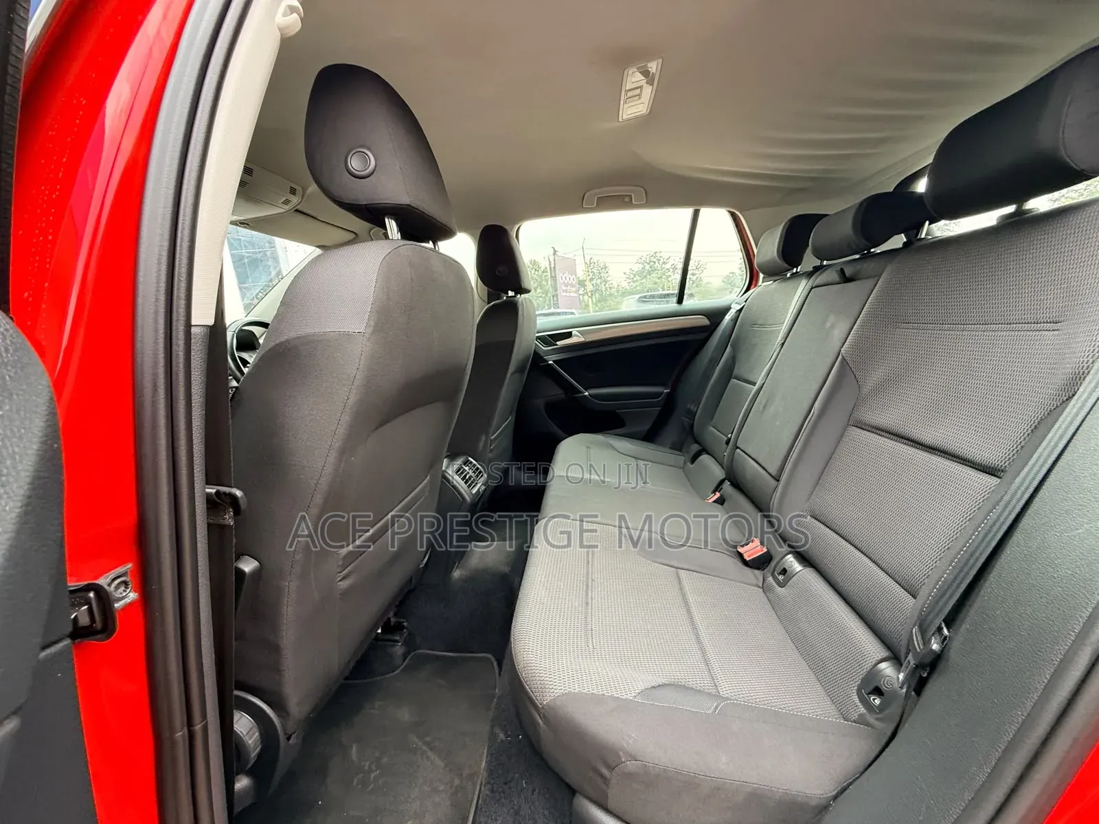 Volkswagen Golf 2016 Red