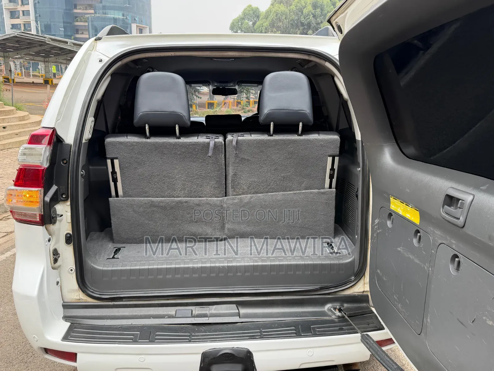 Toyota Land Cruiser Prado 2010
