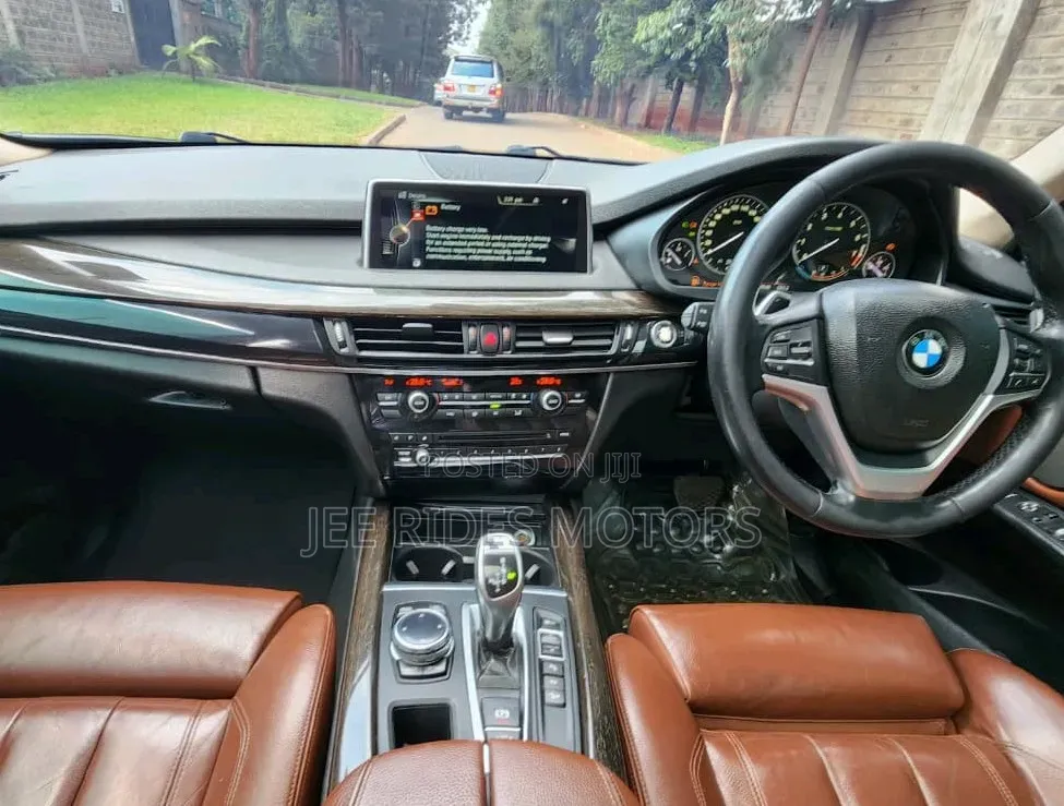 BMW X5 2017 Off white