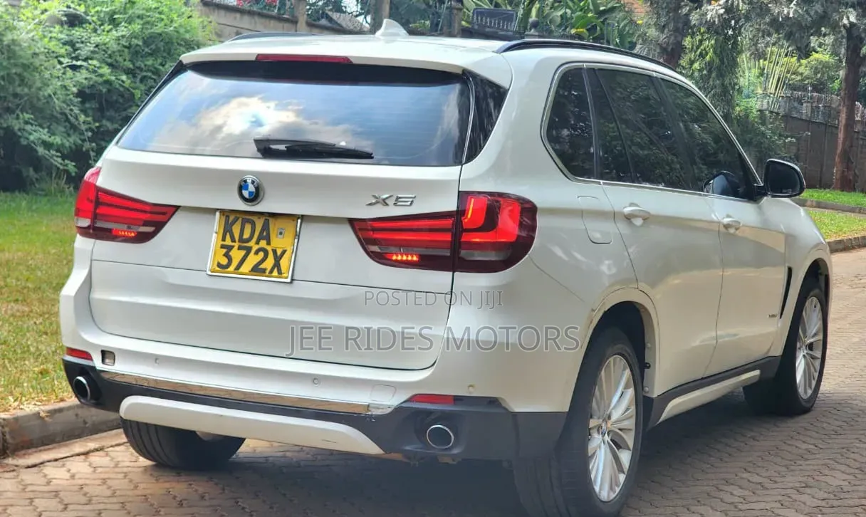 BMW X5 2017 Off white