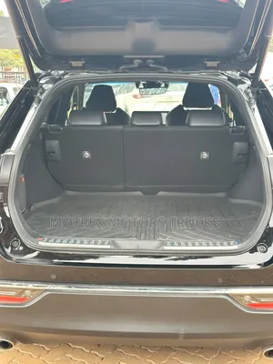 Toyota Harrier 2.0 2021 Black