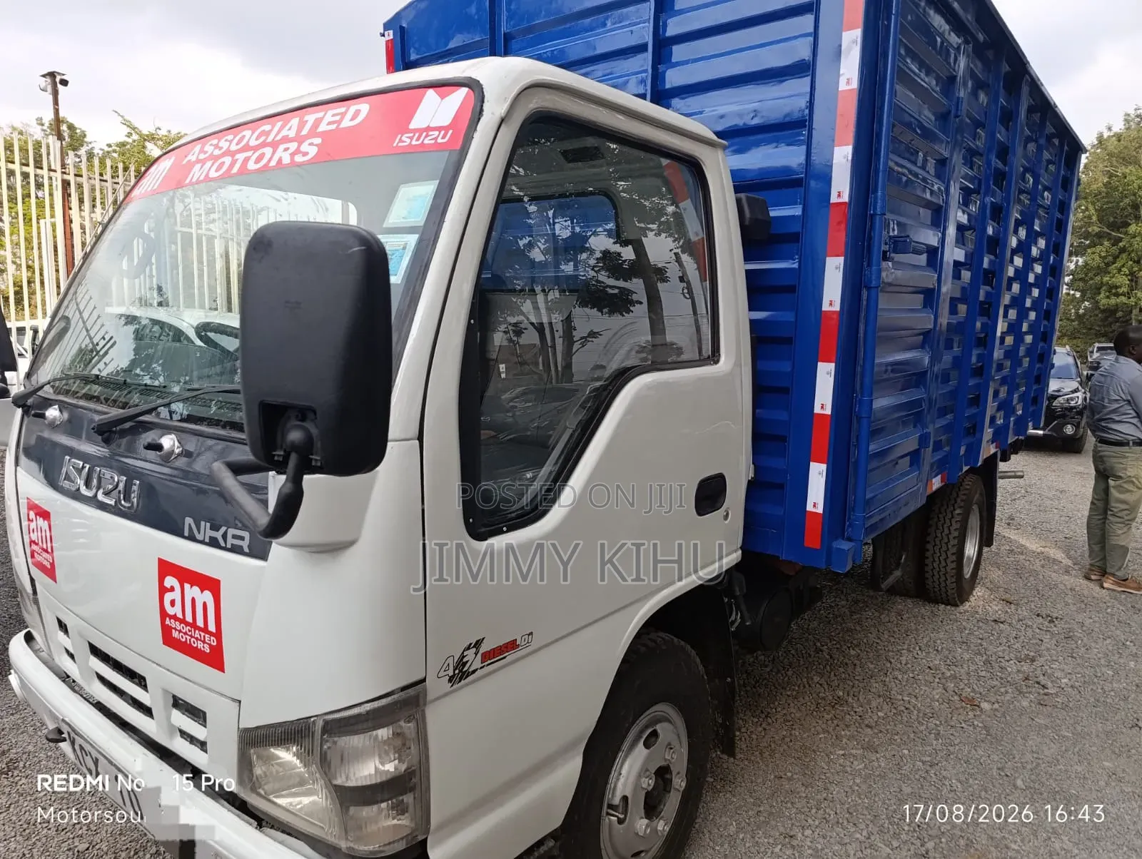 Isuzu NKR(Local)