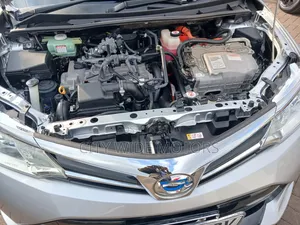 Toyota Axio 2018 Silver