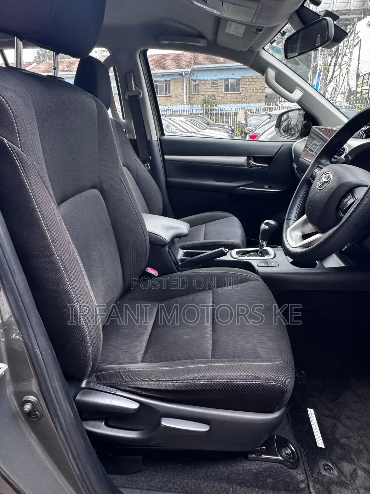 Toyota Hilux 2.4 Diesel 2020 Brown