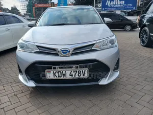 Toyota Axio 2018 Silver