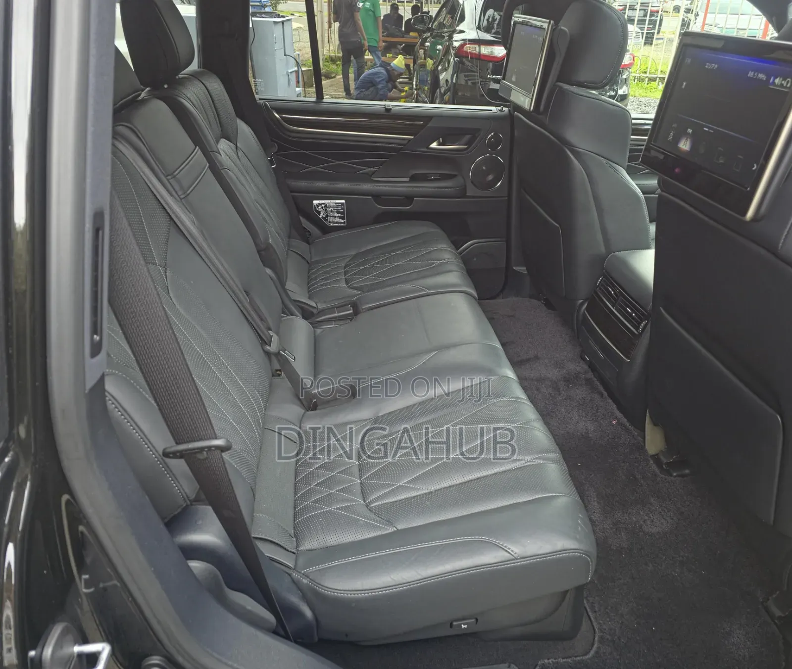 Lexus LX 570 AWD 2020 Black
