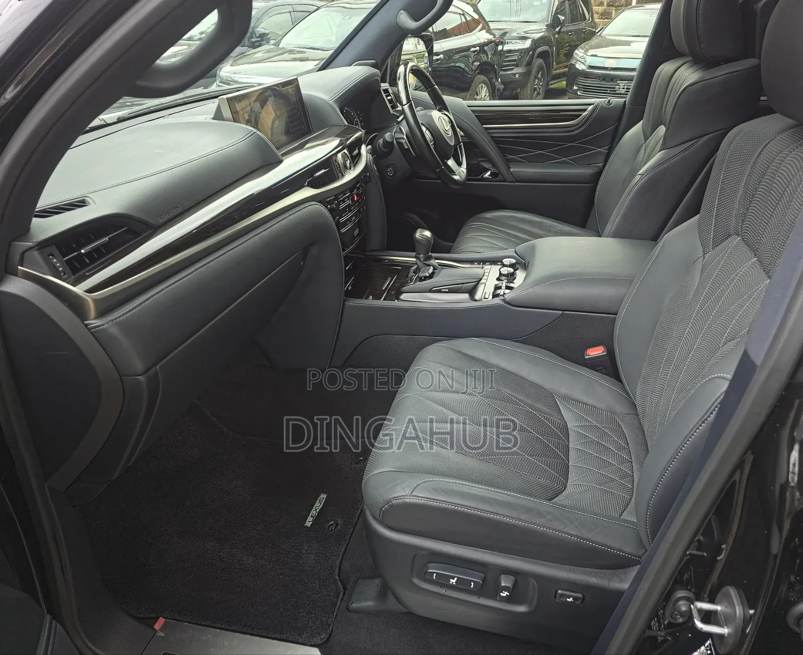 Lexus LX 570 AWD 2020 Black