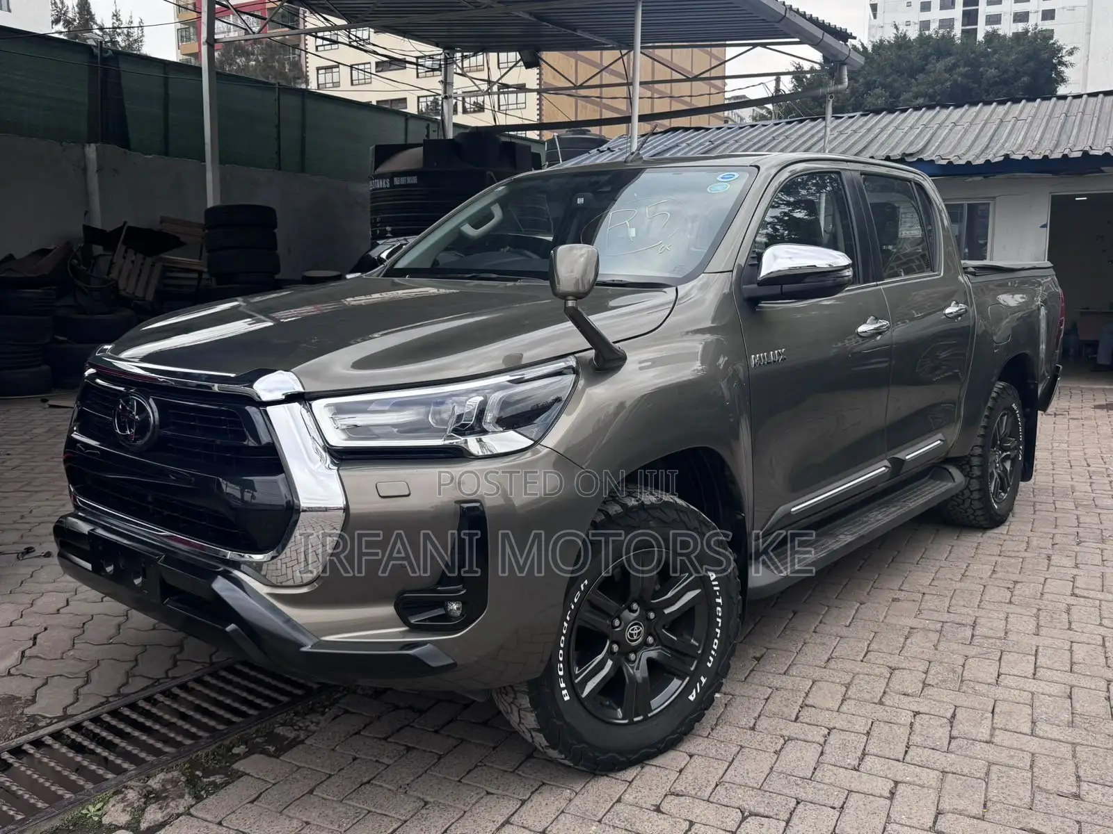 Toyota Hilux 2.4 Diesel 2020 Brown