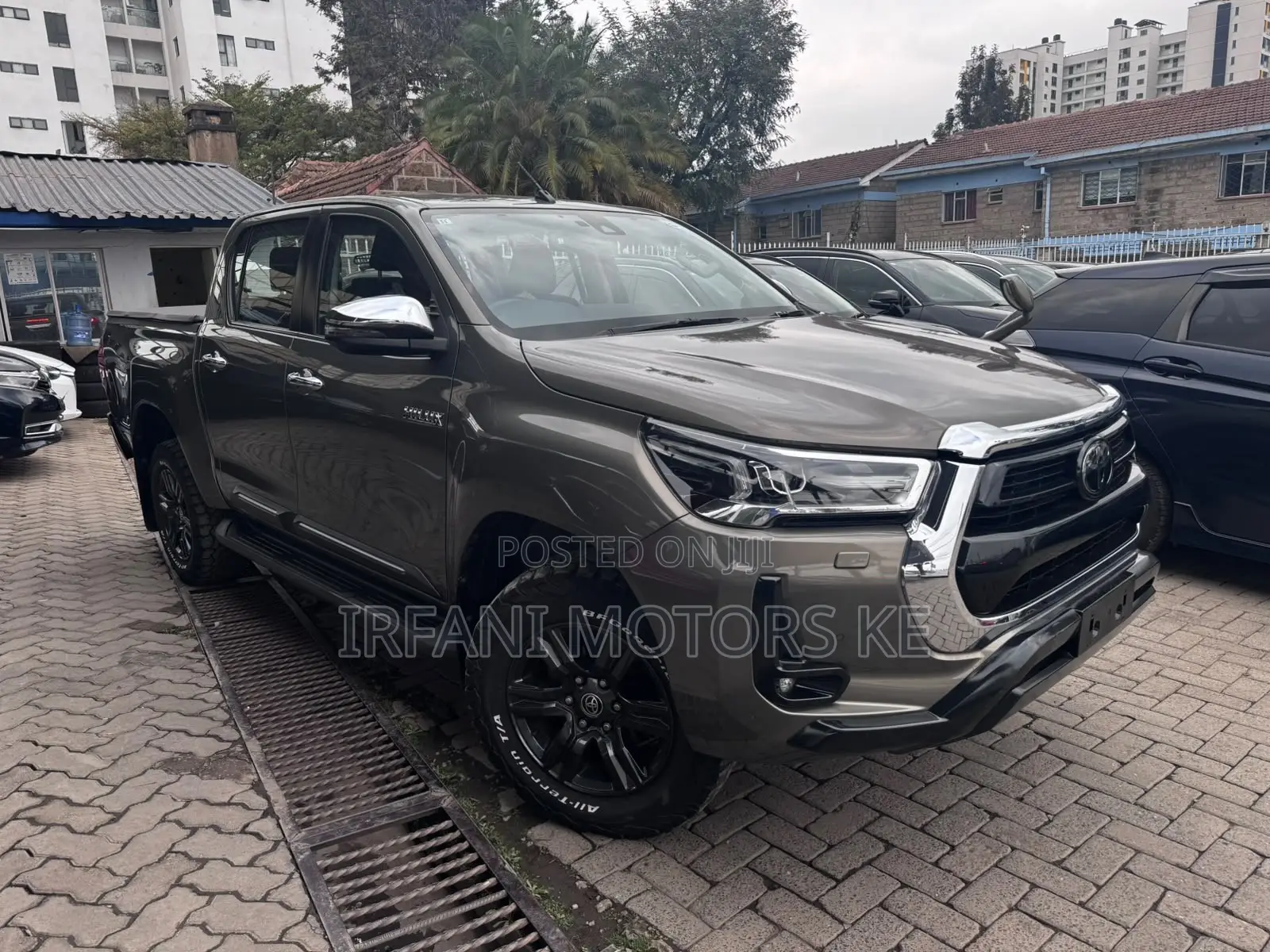 Toyota Hilux 2.4 Diesel 2020 Brown