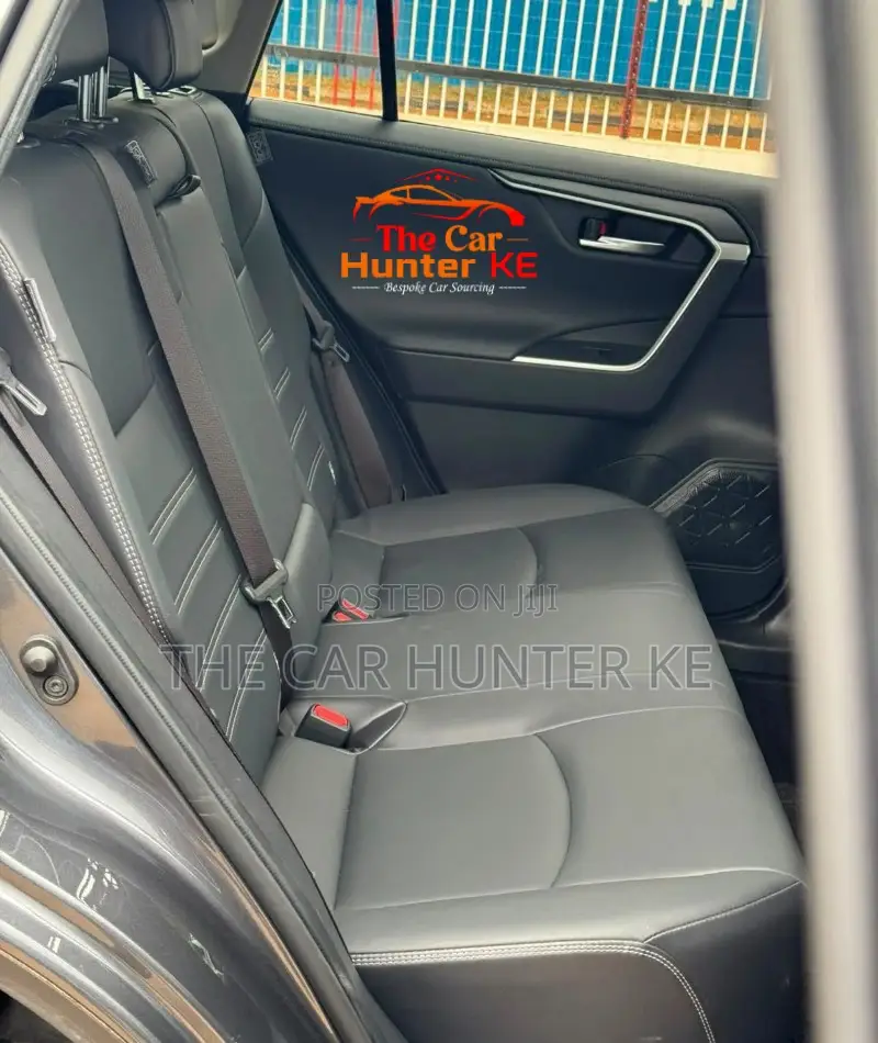Toyota RAV4 2021