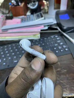 Apple Airpods 2nd Generation