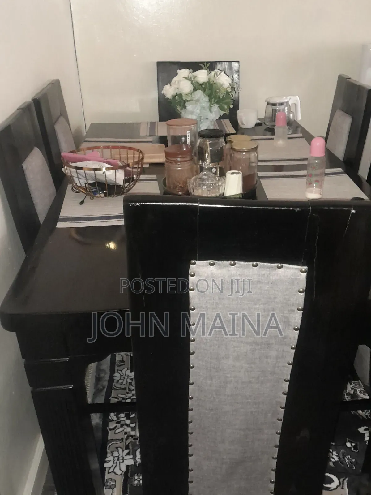Dining Table 6seat Wooden